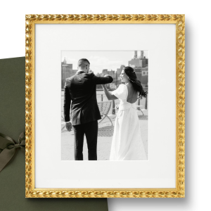 The Perfect Gift: 14x16
