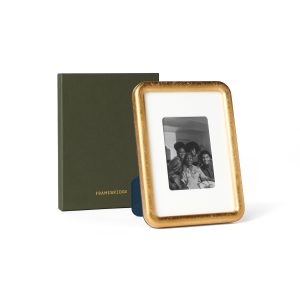 Rounded Corner Frame: 6x8